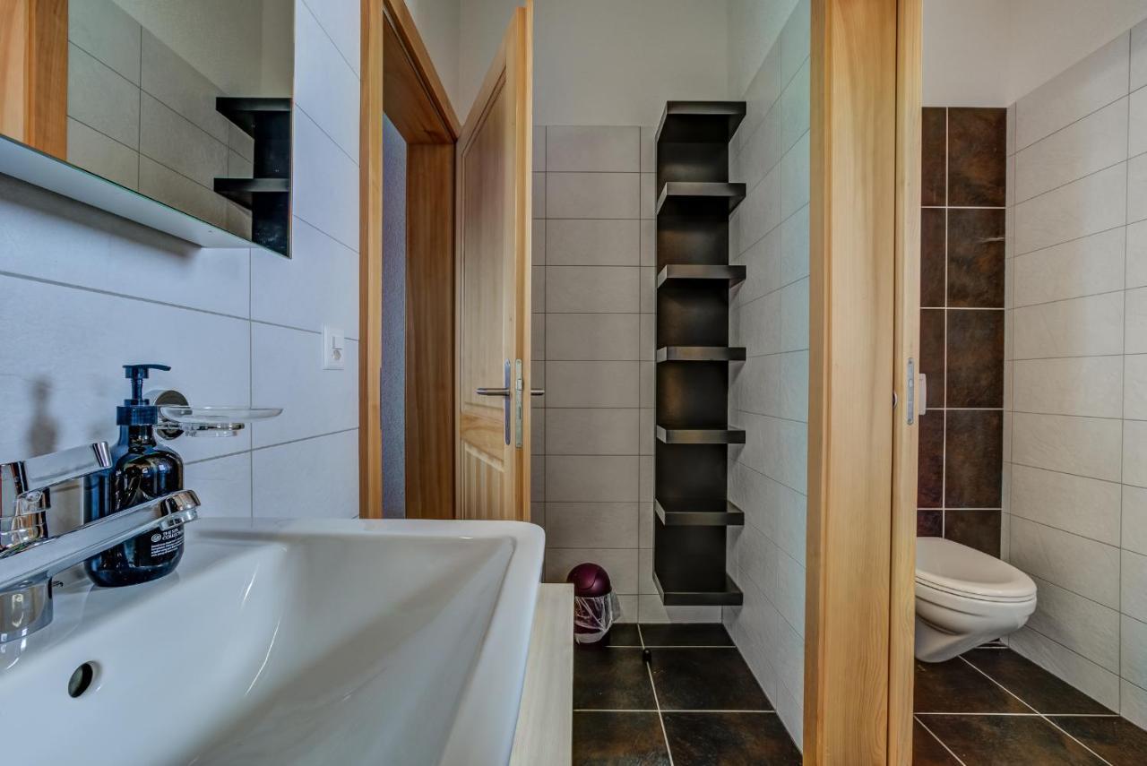 Chalet Flocon De Neige - Jacuzzi - Sauna Ла Цумаз Екстериор снимка