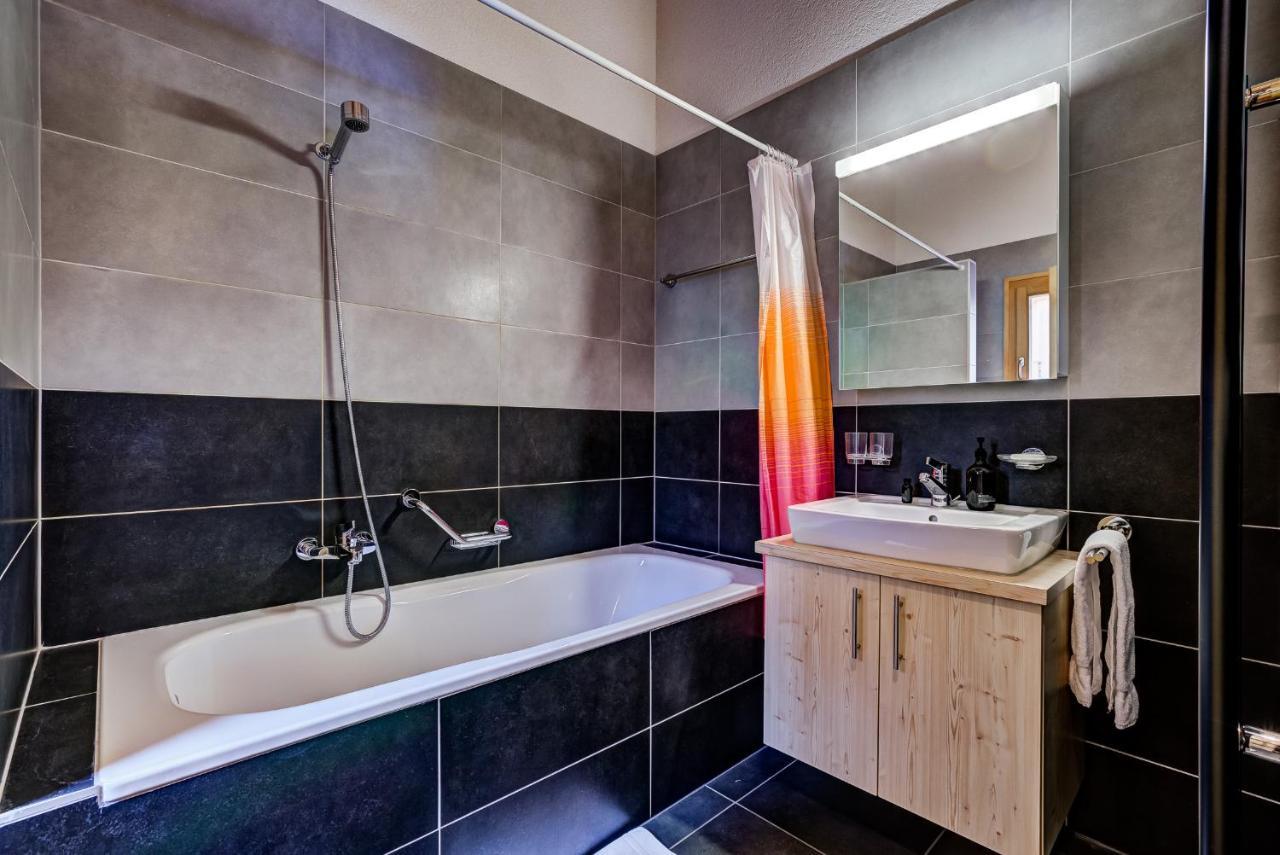 Chalet Flocon De Neige - Jacuzzi - Sauna Ла Цумаз Екстериор снимка